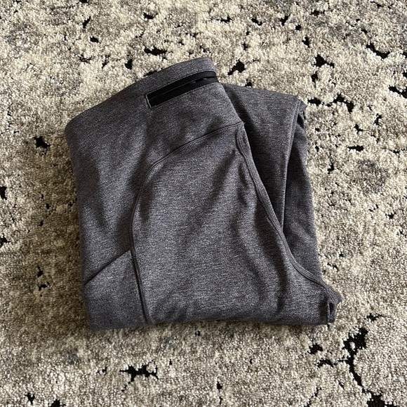 LULULEMON leggings!! - Picture 1 of 3